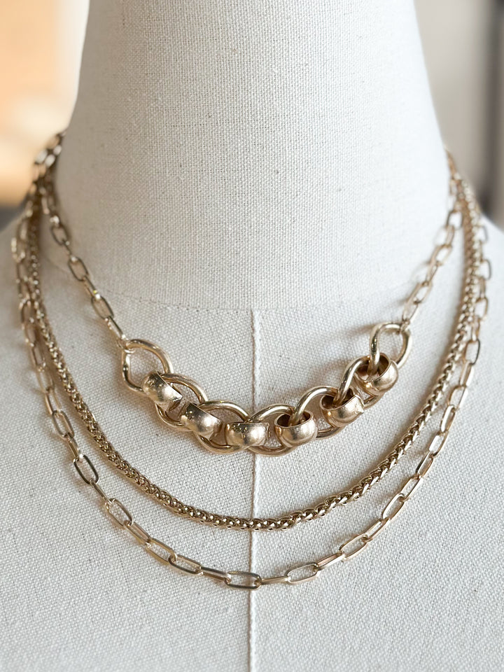 Vera Necklace