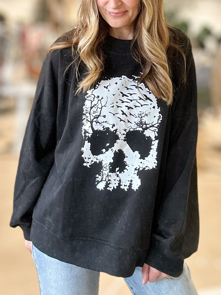 Skull Graphic Sweatshirt