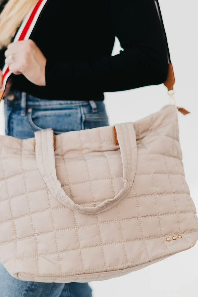 Day Dreamer Quilted Tote