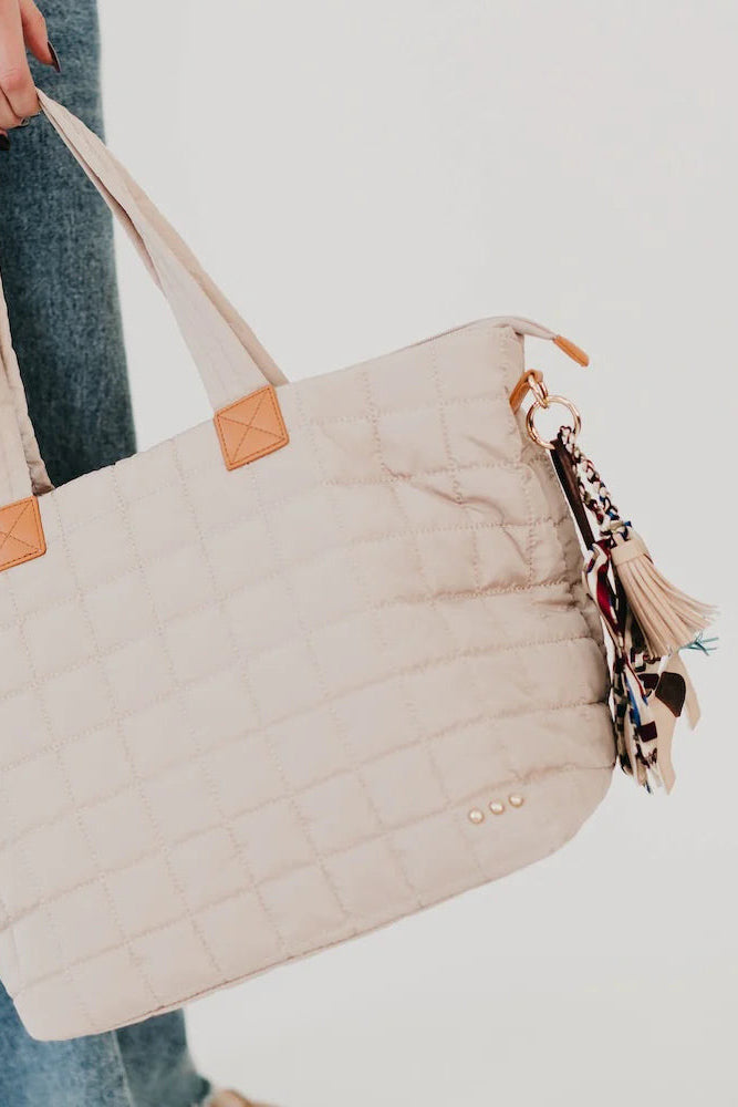 Day Dreamer Quilted Tote